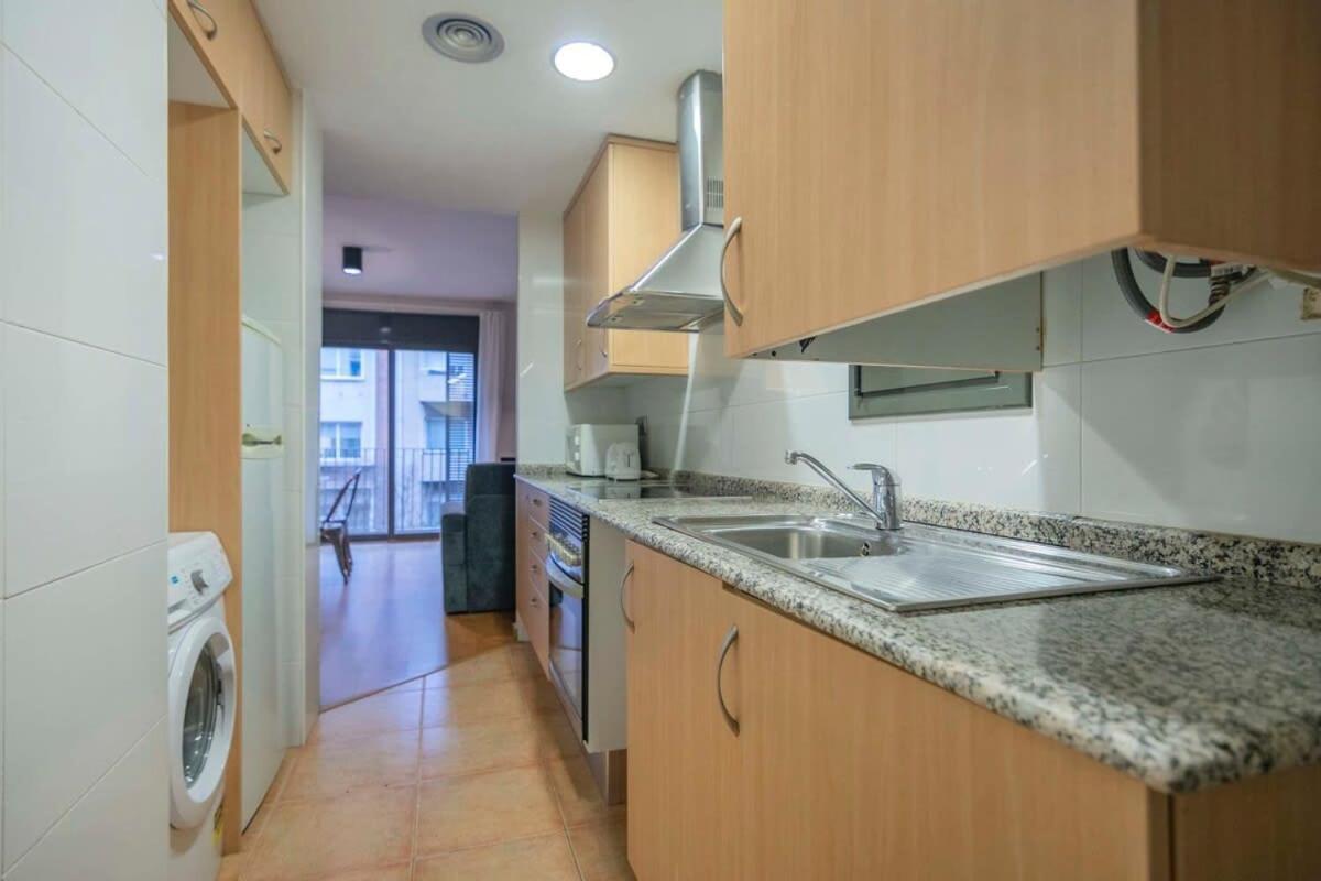 2 Bedroom Duplex Apartment With Balcony 4-3 Барселона Екстериор снимка